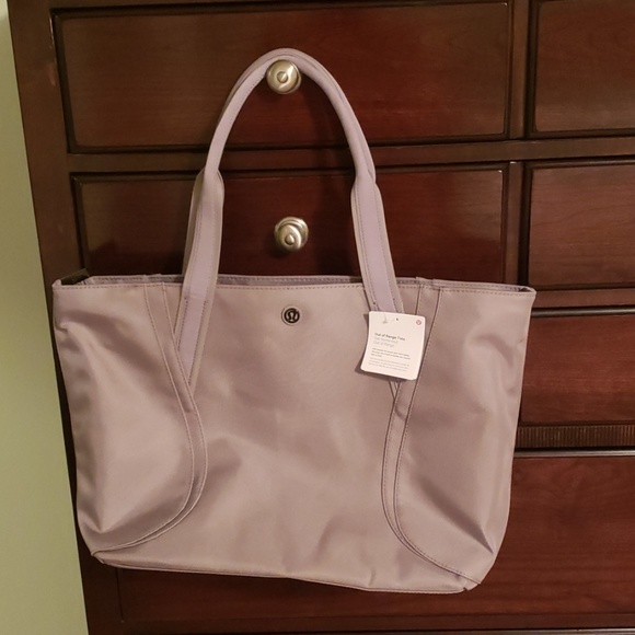 lululemon athletica Handbags - Lululemon out of range tote